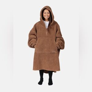 The Comfy Teddy Bear Quarter‑Zip Oversized CloudSherpa Hoodie – Brown – One Size
